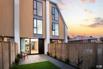 2/30 Otley Street, Christchurch Central