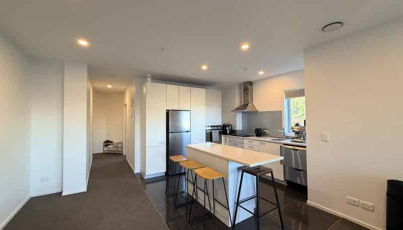 210/2 Reads Quay, Gisborne