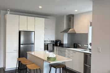 210/2 Reads Quay, Gisborne