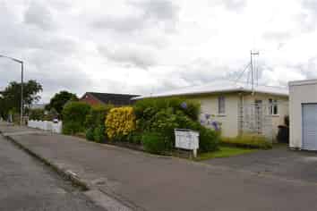 143 Heretaunga Street, Roslyn