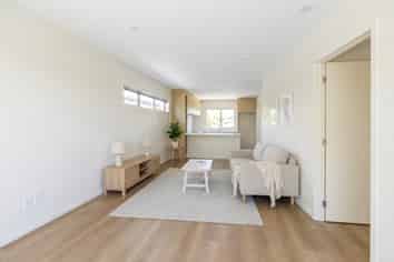 23B Crosby Road, West Harbour
