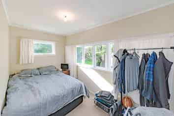 15 Dahlia Street, Palmerston North Central