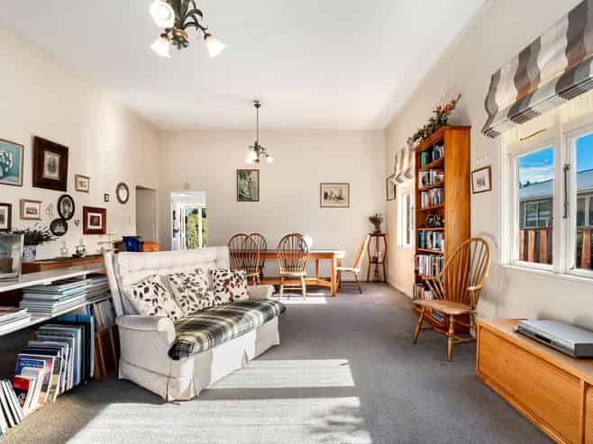 240 Muritai Road, Eastbourne