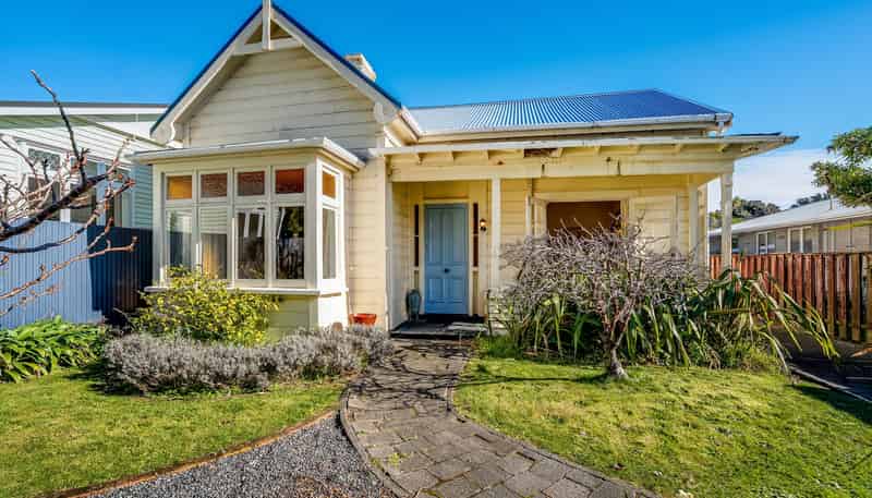 240 Muritai Road, Eastbourne