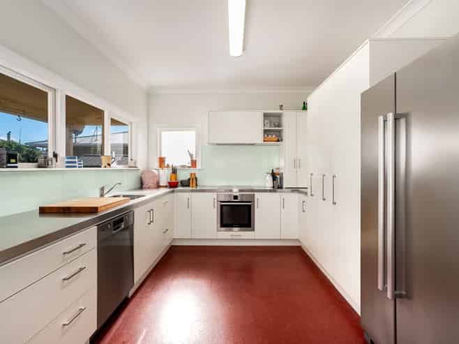 240 Muritai Road, Eastbourne