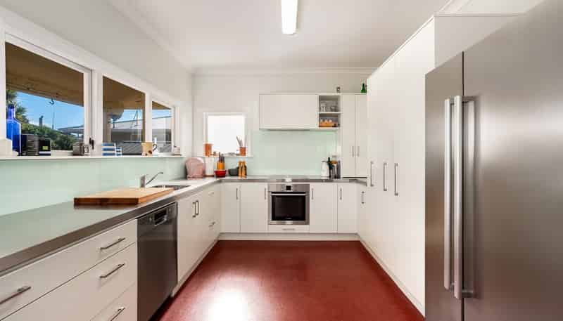 240 Muritai Road, Eastbourne