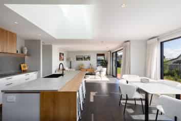 46 Hart Road, Richmond