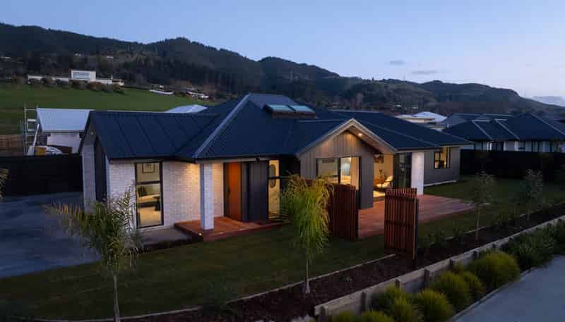 46 Hart Road, Richmond
