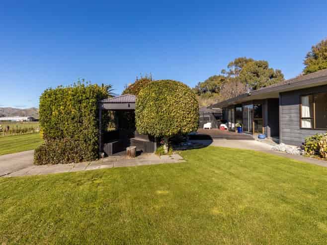 97 Battys Road, Springlands