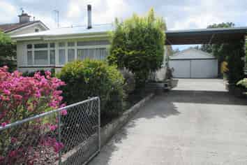43 Shamrock Street, Takaro