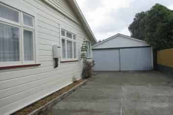 43 Shamrock Street, Takaro