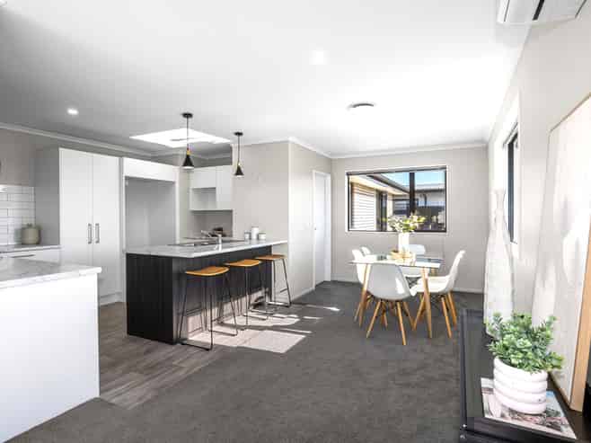 2 Letitia Street, Burwood