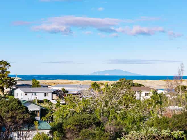 10 Taranui Place, Mangawhai Heads
