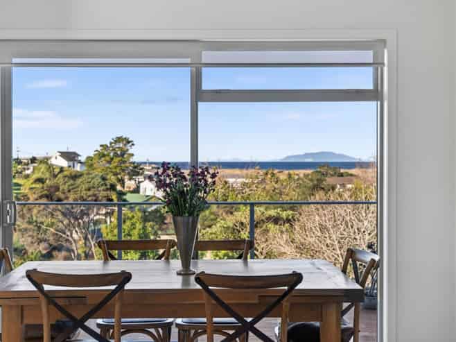 10 Taranui Place, Mangawhai Heads