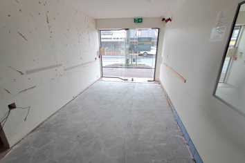 150M² DENTAL FITOUT ON GREAT SOUTH ROAD
