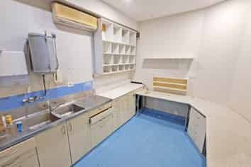 150M² DENTAL FITOUT ON GREAT SOUTH ROAD
