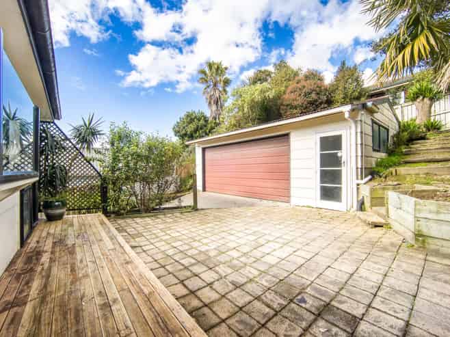 12 Kearney Place, Massey