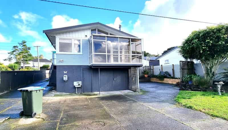 17 Mataroa Road, Mount Wellington