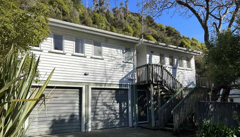 10 Robinson Road, The Brook