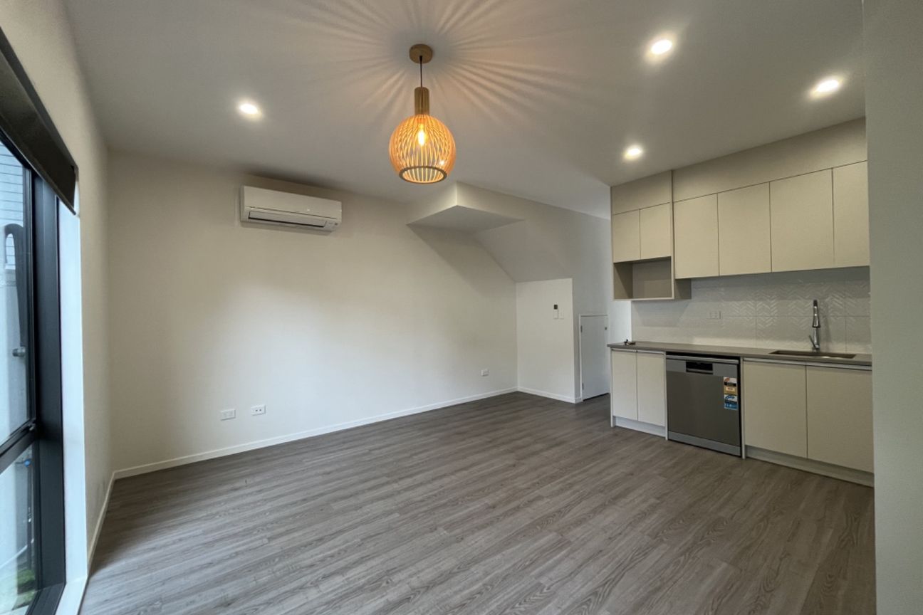 Opaheke, 3 bedrooms - Vista 2