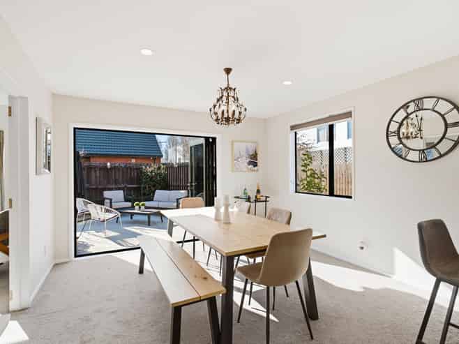 3/118A Sawyers Arms Road, Papanui