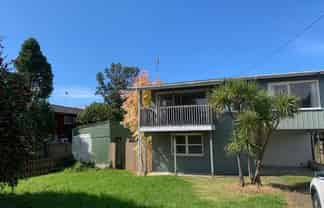 38 Red Beach Road, Red Beach