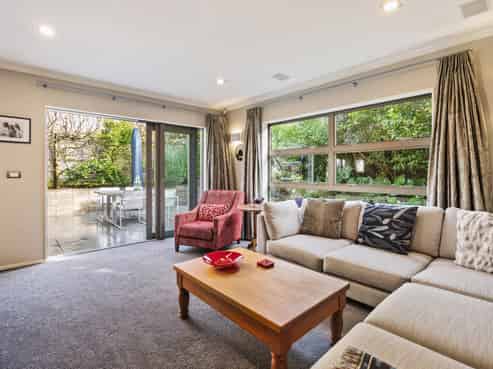 4 Fifth Avenue, Mount Albert