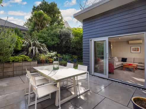 4 Fifth Avenue, Mount Albert