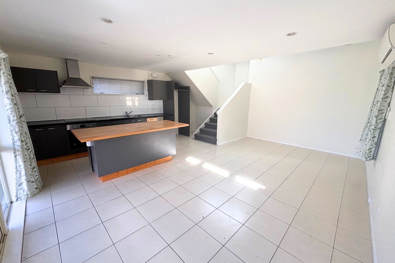 Fabulous 3 bedroom home on the peninsula - Vista 3