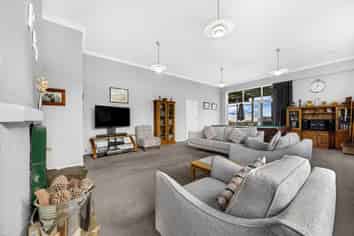153 Waiuku Road, Pukekohe