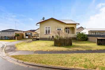 101A Whitby Place, Whangamata