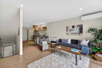 E/1 Hillcrest Avenue, Hillcrest