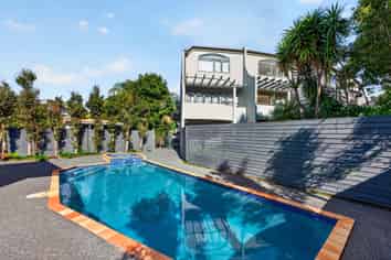 E/1 Hillcrest Avenue, Hillcrest