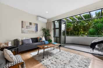 E/1 Hillcrest Avenue, Hillcrest
