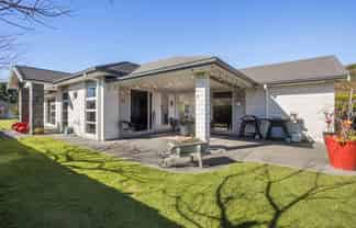 1 Layla Place, Katikati