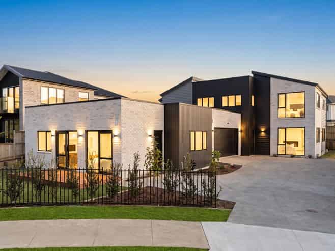 8 Dulcie Way, Millwater