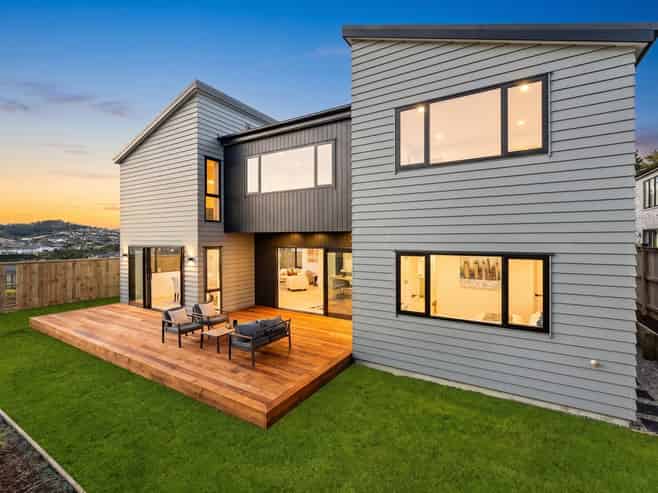 8 Dulcie Way, Millwater