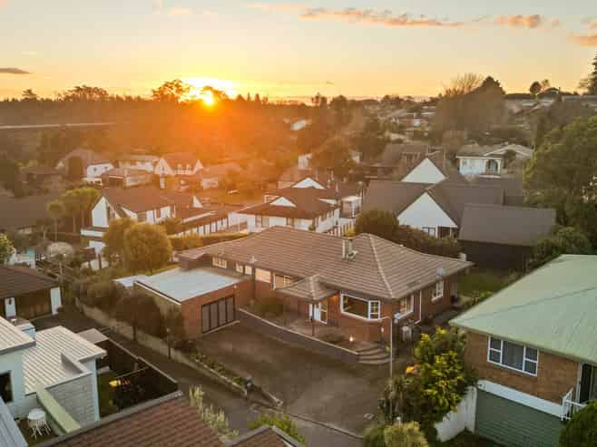 10 Sheriff Place, Riverlea