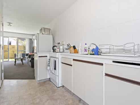 2/45 York Street, Hamilton East