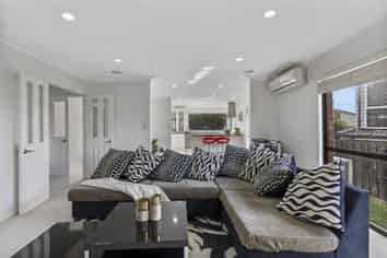 3 Citation Way, Botany Downs