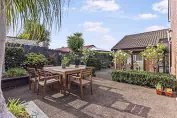 3 Citation Way, Botany Downs