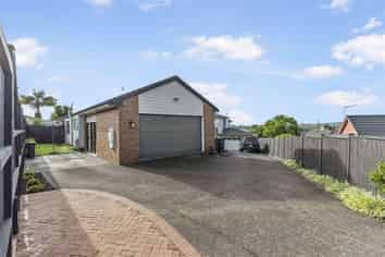 3 Citation Way, Botany Downs