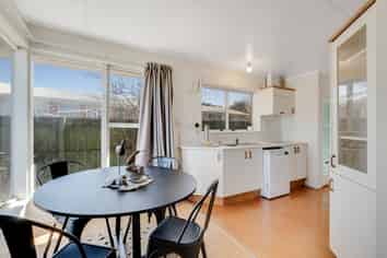 10 Kowhai Street, Hamilton Lake