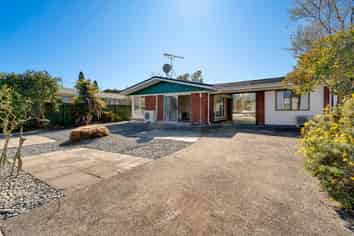 10 Kowhai Street, Hamilton Lake