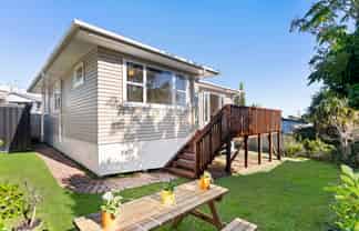 15C Aeroview Drive, Beach Haven
