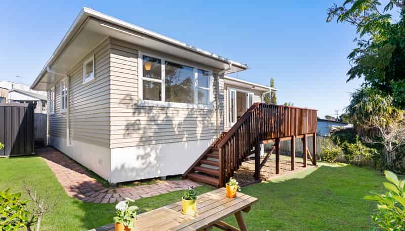 15C Aeroview Drive, Beach Haven