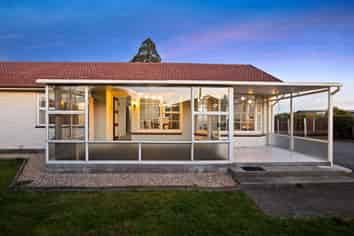 12 Springmead Place, Hornby