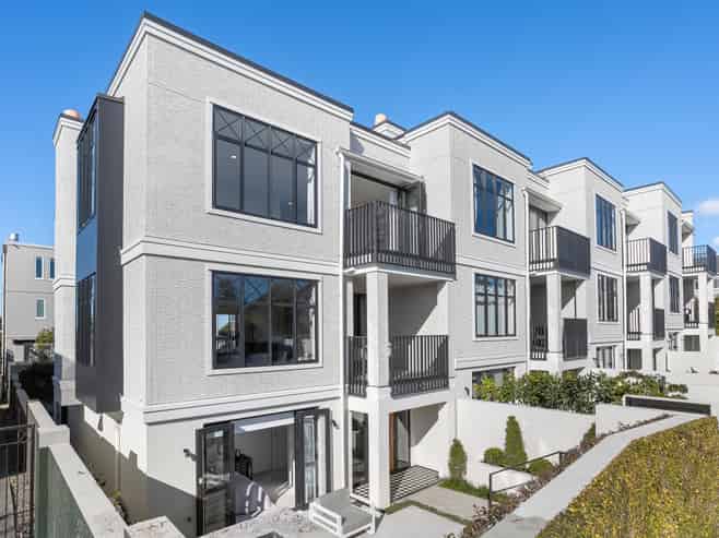 39D St Stephens Avenue, Parnell