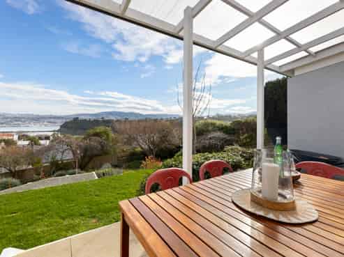 17 Jeffery Street, Andersons Bay