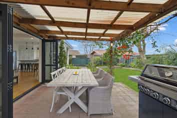 49 James Cook Street, Havelock North